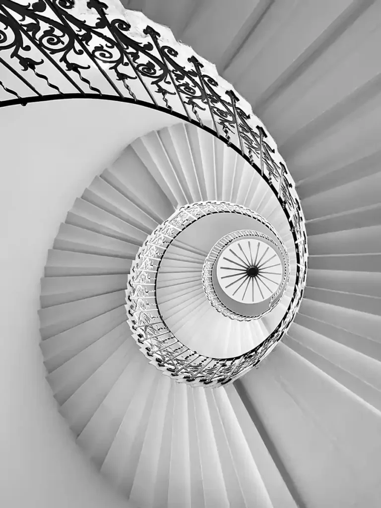2026 ACD Best Mono Digital - 1Up Into The Tulip Staircase, Greenwich-Lisa Winson-Penryn CC